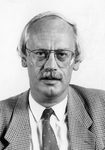 842059 Portret van mr. D.H. (Doede) Kok (1948), lid van Gedeputeerde Staten van Utrecht namens de VVD tussen 1987 en 2002.